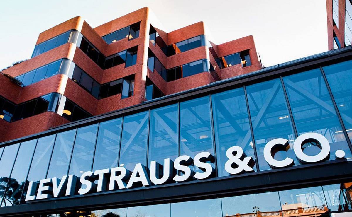 Levi Strauss announces leadership changes amid digital drive