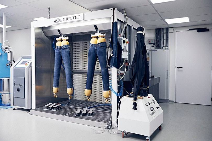 tommy hilfiger sustainable denim