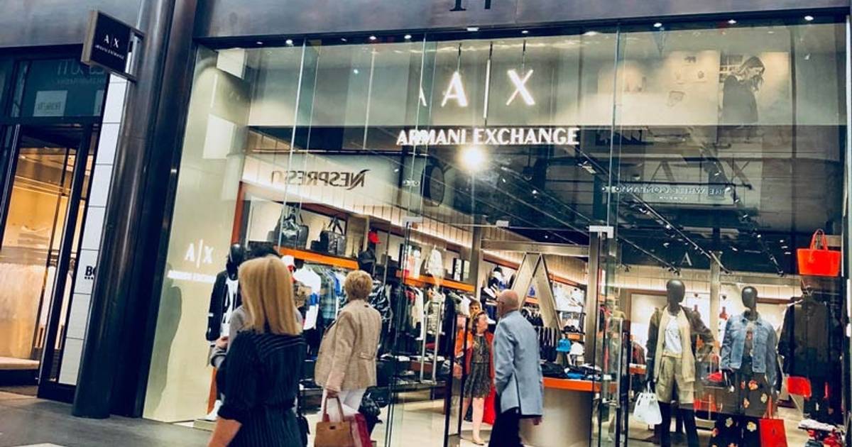 armani exchange showroom