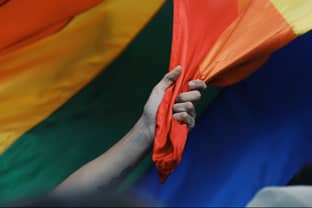 Los diseñadores italianos se alzan contra el rechazo a la ley de homotransfobia: “Vergogna!”