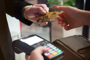 Confcommercio chiede la gratuità dei micro pagamenti elettronici