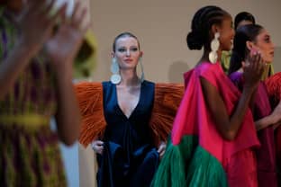   Paris Haute Couture : les Slogans d'Imane Ayissi