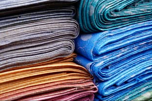 Gemiddeld koopt elke Europeaan jaarlijks 15 kilo aan textiel 