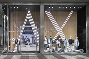  Armani Exchange eröffnet größtes europäisches Flagship in Mailand