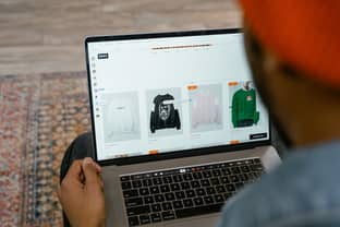 Onderzoek: 1,5 miljoen Nederlanders kopen online tweedehands kleding 