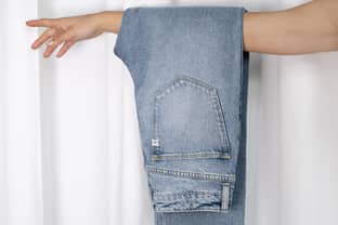 Mud Jeans en Saxion Hogeschool ontwikkelen eerste volledig circulaire jeans ter wereld