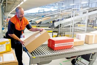 PostNL geeft winstwaarschuwing, tragere volumeontwikkeling bij pakketten