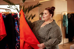 Bianca Niebeek brengt webshop voor tweedehands plussize mode naar winkelstraat in Nunspeet