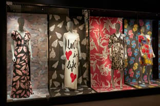 Ein Blick auf die Ausstellung „Diane von Fürstenberg. Woman before Fashion"