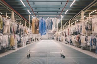 Arvato pone en marcha su nuevo centro logístico de moda en Illescas