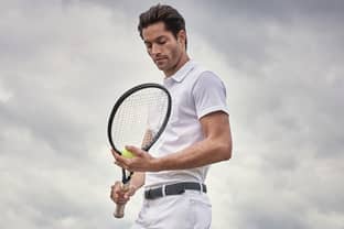 Alberto startet mit Tennis