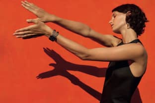 Hermès poursuit son partenariat avec Apple