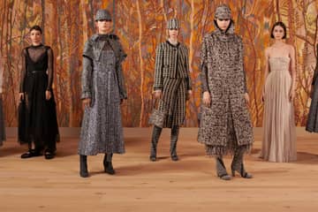 Elogio de Dior al “tacto”: trenzados y bordados “feministas”, grandes protagonistas de su colección de Alta Costura