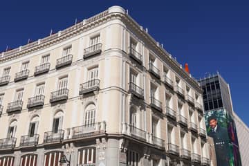 El Corte Inglés pone a la venta sus centros de Puerta del Sol y Portal de l'Àngel