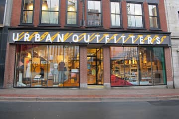 Urban Outfitters retail comparable sales increase by 11 percent