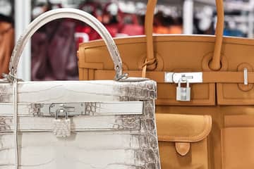 Louis Vuitton Authenticated Manhattan Handbag
