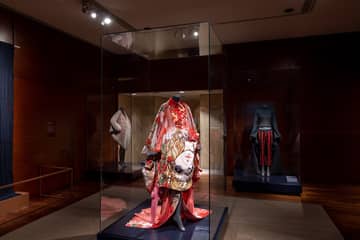 In beeld: de tentoonstelling ‘Tracing the Transformation of Kimono Fashion’ in het Met Museum