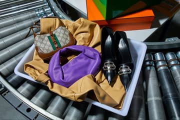 Vestiaire Collective - What's in your bag? Shop preloved Virgil