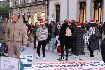 UK Boxing Day footfall falls -15.3 percent compared to pre-Covid levels
