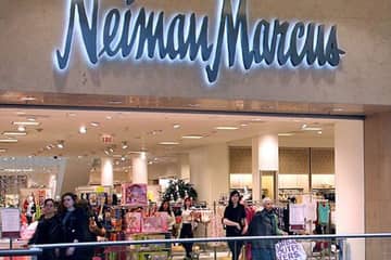 Neiman Marcus rimanda la quotazione al 2016