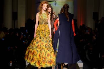 Haute couture: Gaultier champêtre, Valentino mythologique