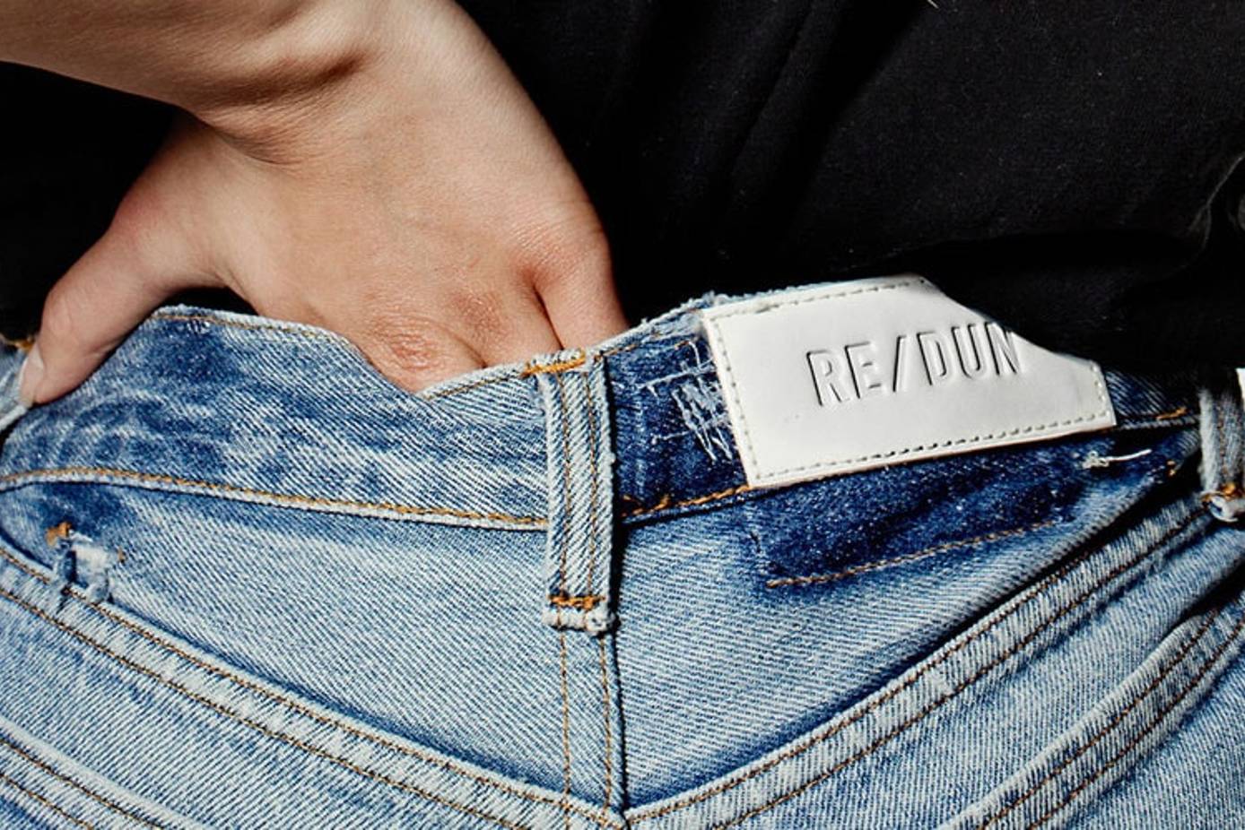 New jeans speed up. Джинсы левайс re/done. 763 Levis. Лейбл джинсов. Джинсы re/done 2022.