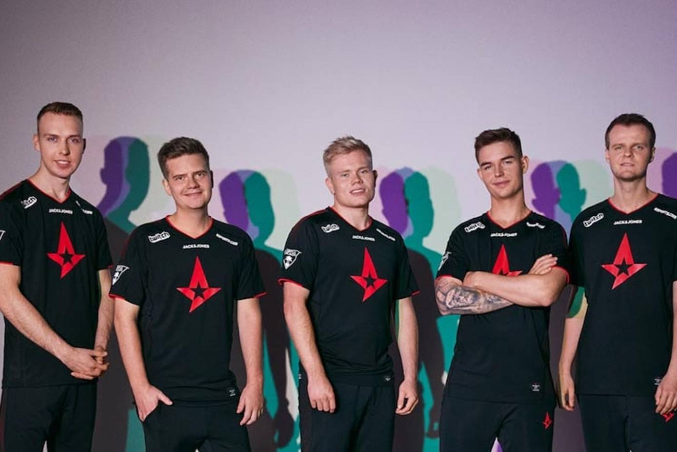 JACK & JONES AND ASTRALIS RELEASE THE NEW PLAYERS JERSEY AND MERCHANDISE