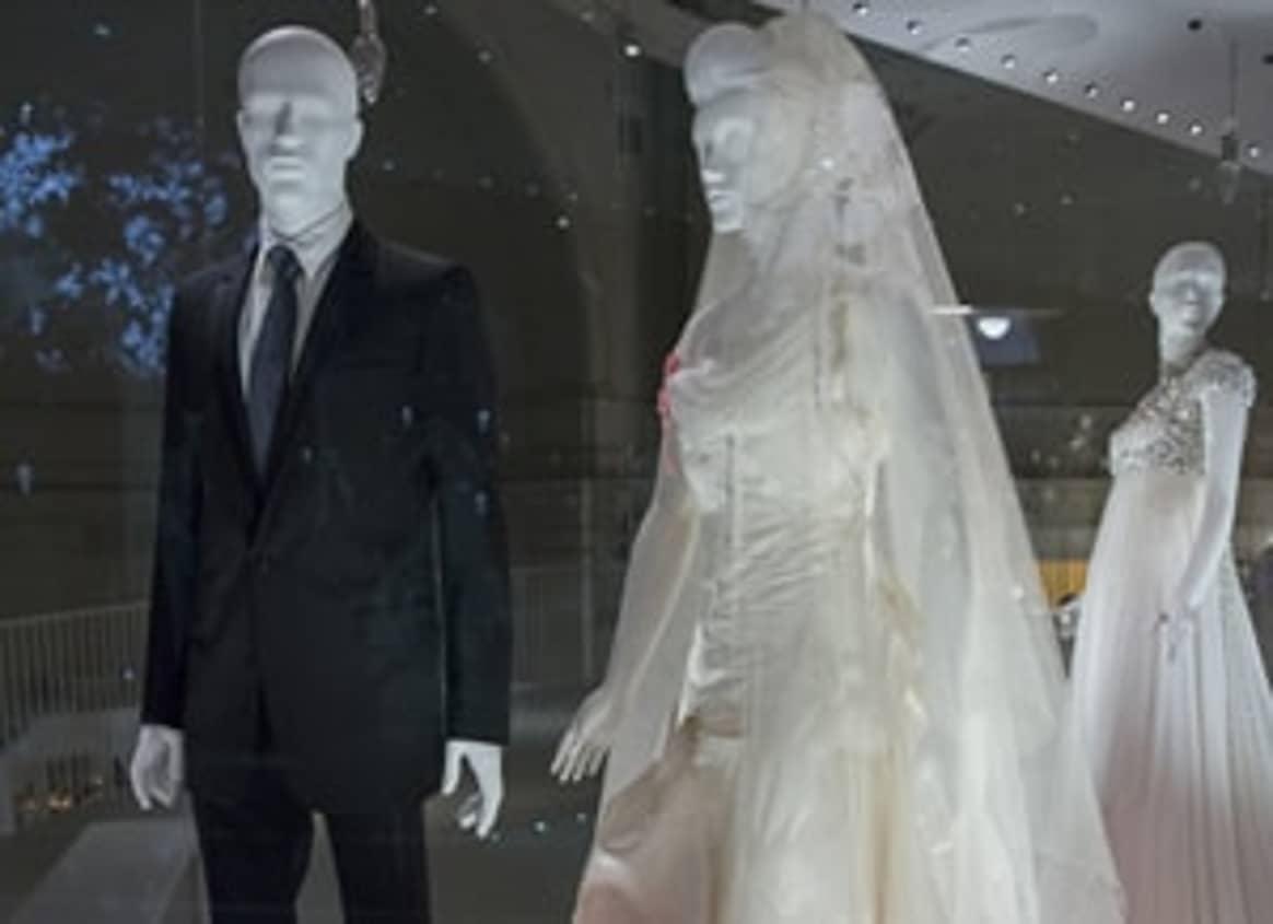 V&A Wedding Dresses 1775-2014