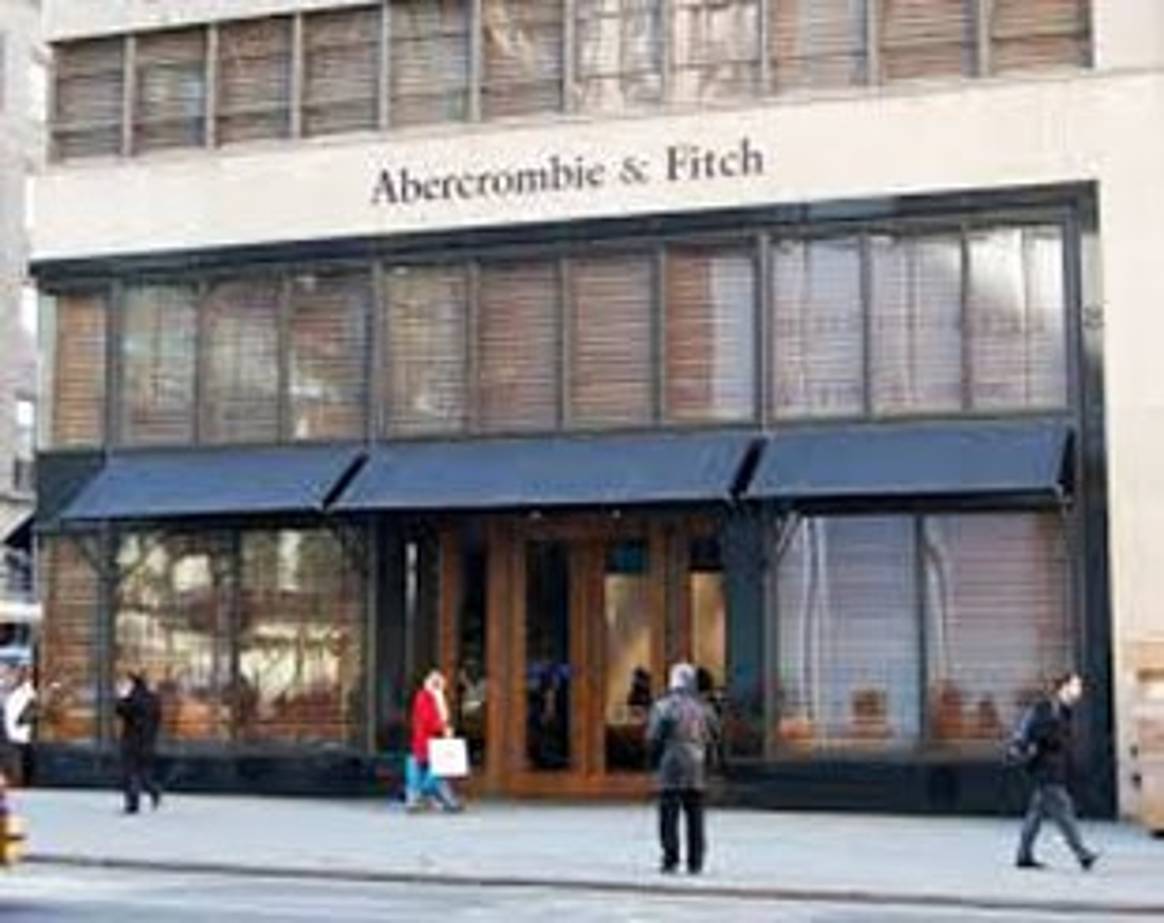 Abercrombie & Fitch überrascht im Weihnachtsgeschäft