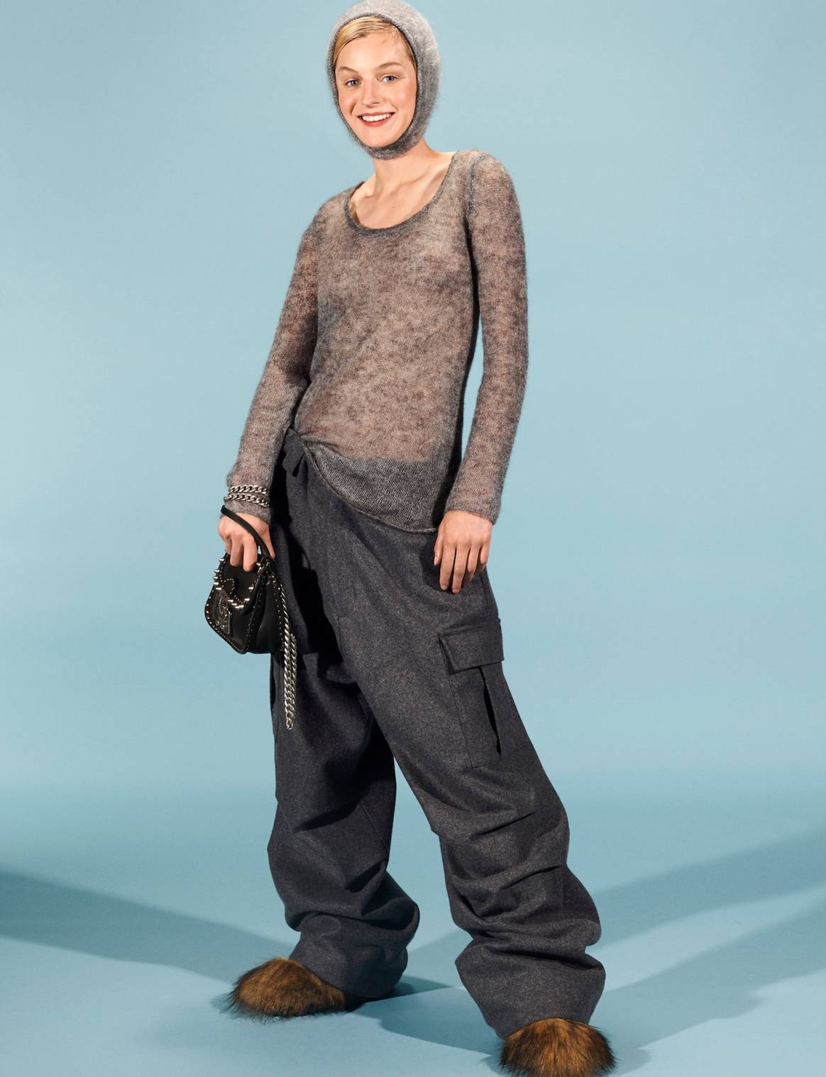 Emma Chamberlain in Louis Vuitton FW21 Shoes