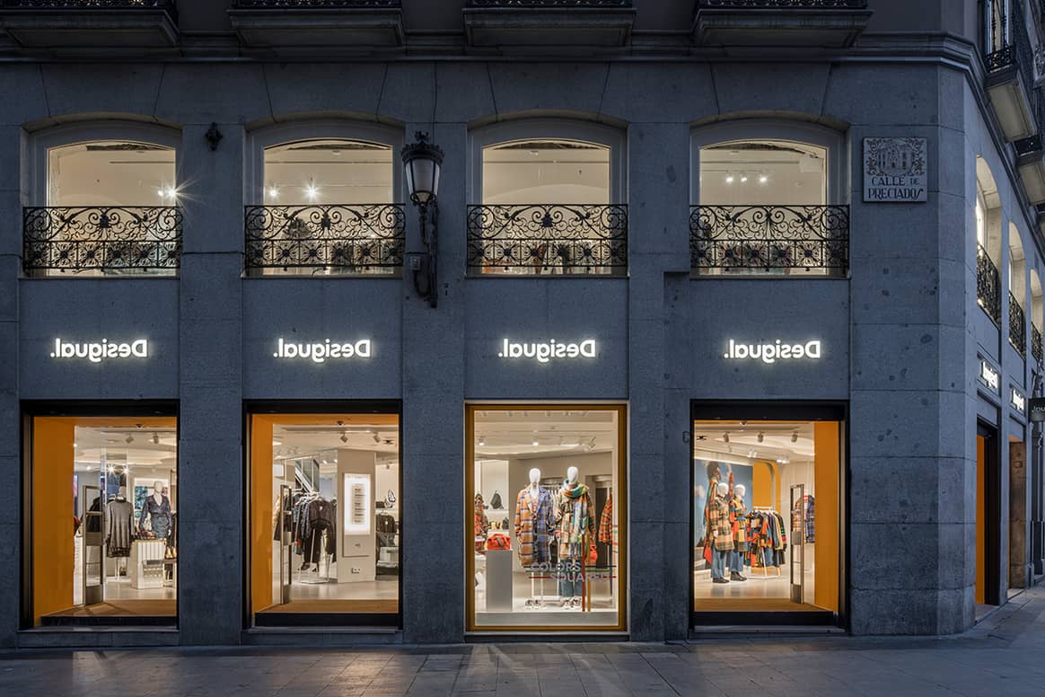 Photo Credits: Desigual, reinauguración de su flagship store de Preciados 25, Madrid. Fotografía de cortesía.