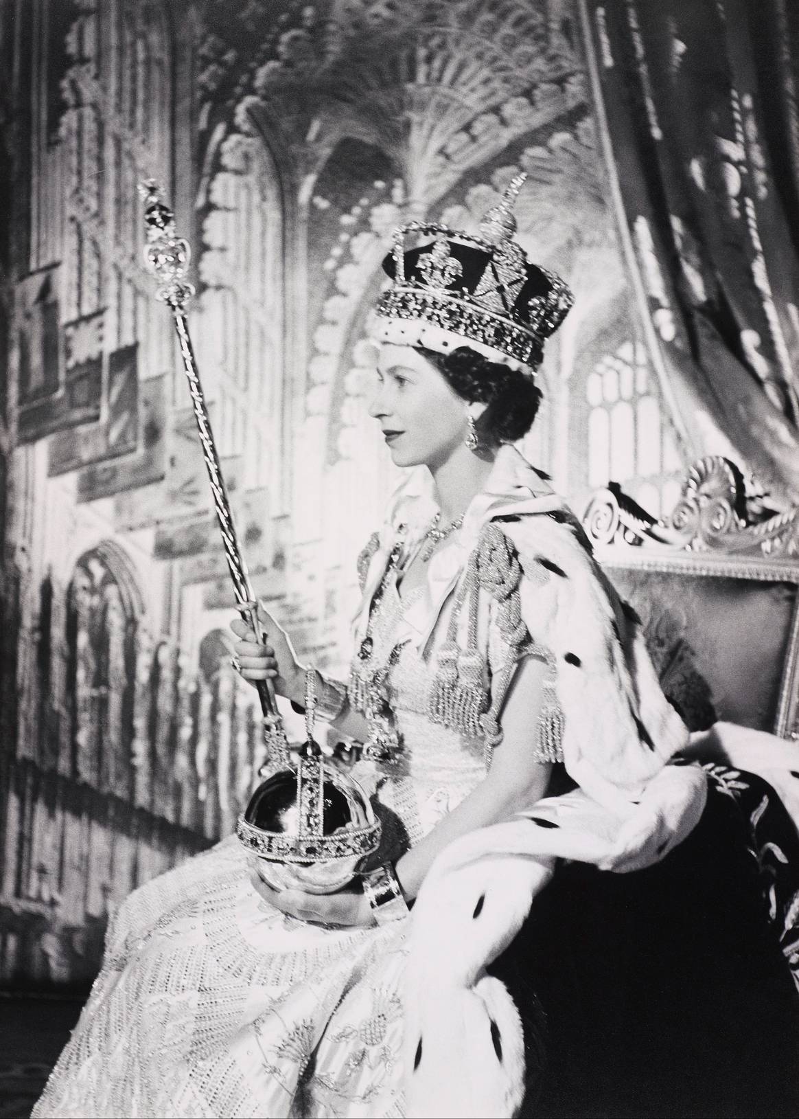 Image: Royal Collection Trust; Cecil Beaton, Coronation Portrait of Her Majesty The Queen, 1953