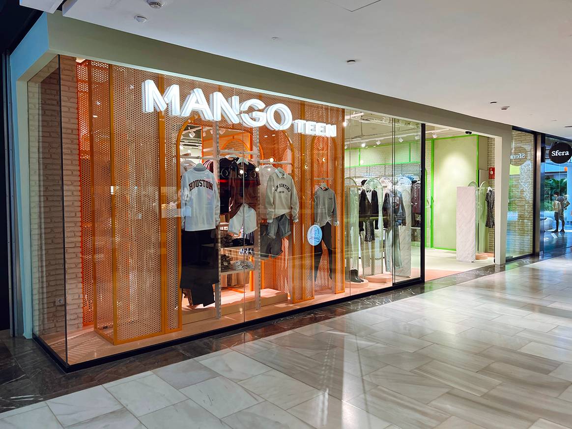 Photo Credits: Nueva tienda Mango Teen en el centro comercial Westfield Glòries de Barcelona. Fotografía de cortesía.