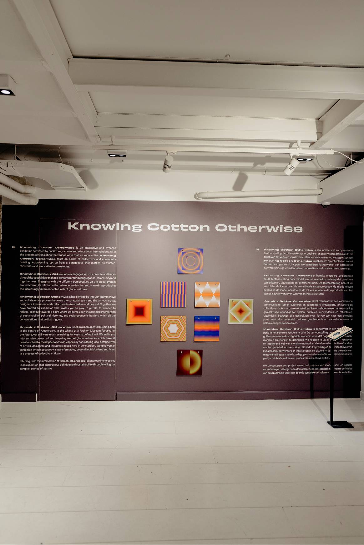 Beeld: Knowing Cotton Otherwise in Fashion for Good Museum. Foto door Lorenzo de Wit