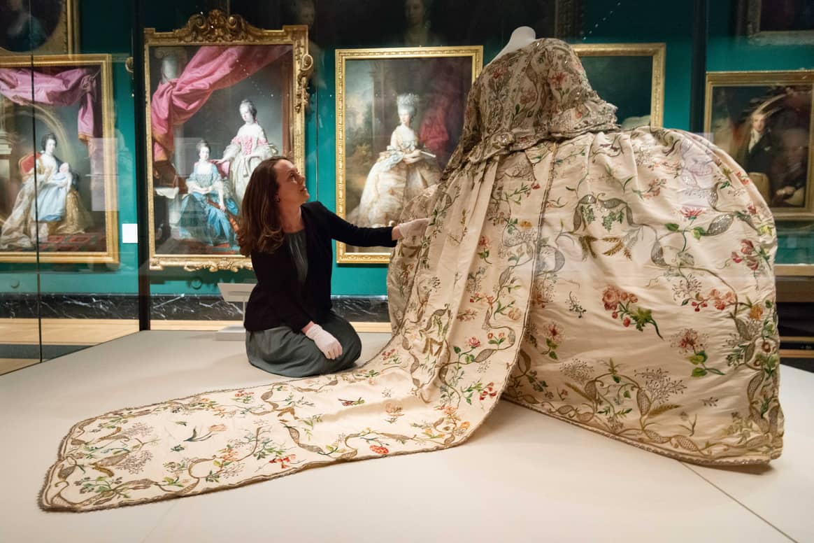 Image: Royal Collection Trust; Style & Society: Dressing the Georgians exhibition