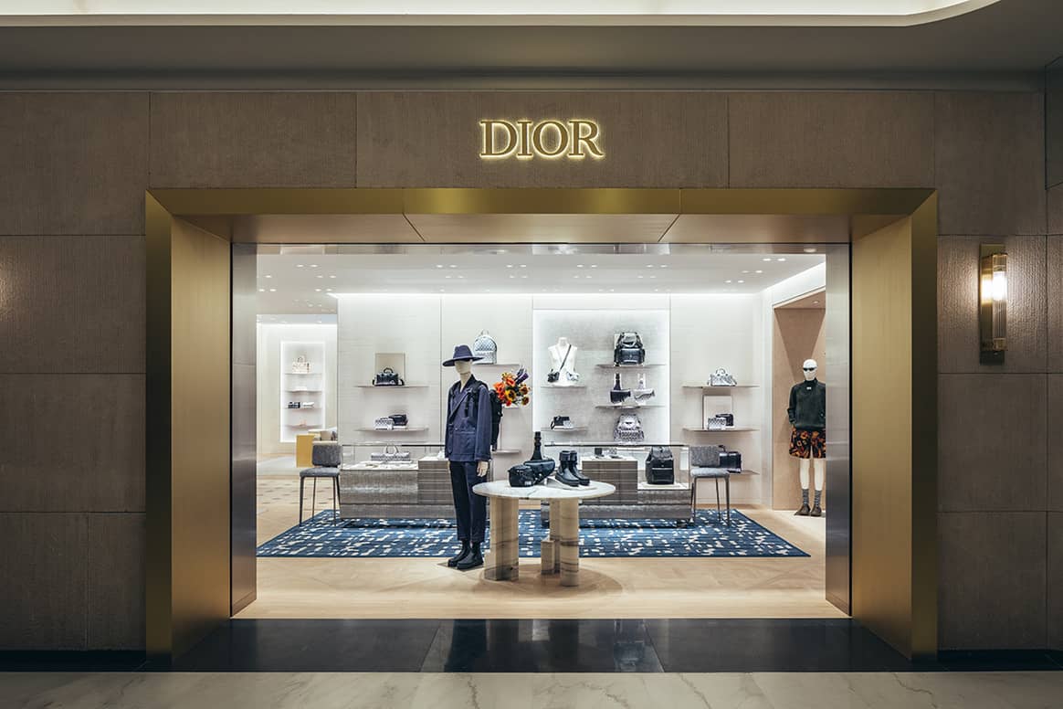 Photo Credits: Nueva boutique de Dior en la Galería Canalejas de Madrid. Fotografía de Francisco Gallardo, por cortesía de Dior.