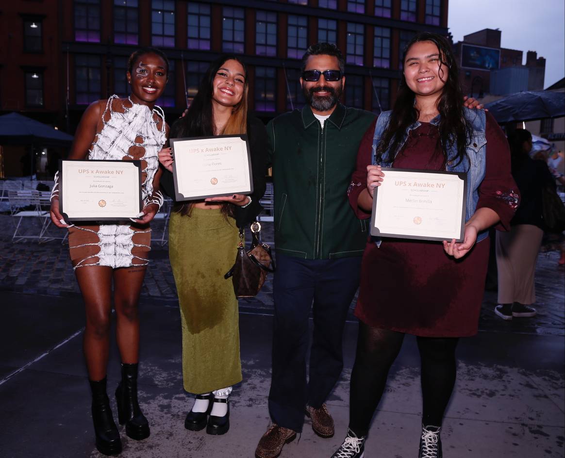 From left to right: Student and scholarship recipient Julia Gonzaga, student and scholarship recipient Luna Flores, designer and honoree Angelo Baque and student and scholarship recipient Merlin Bonilla. Photo by Thomas Iannaccone, via HSFI.