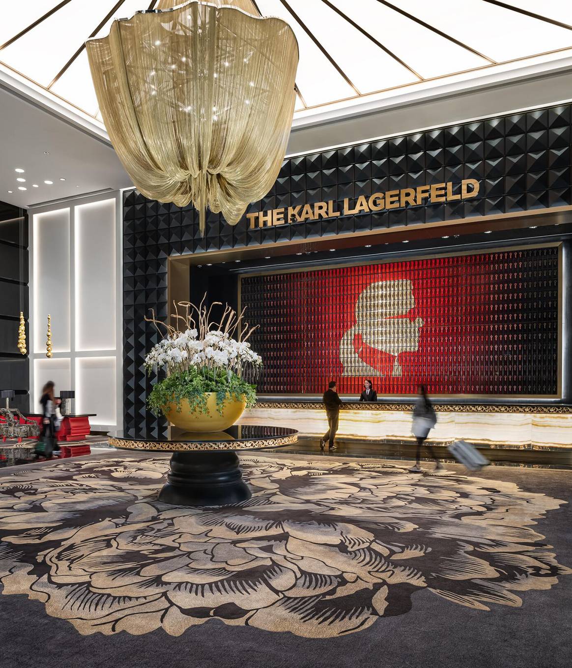 Vista interior del hotel The Karl Lagerfeld de Macao.