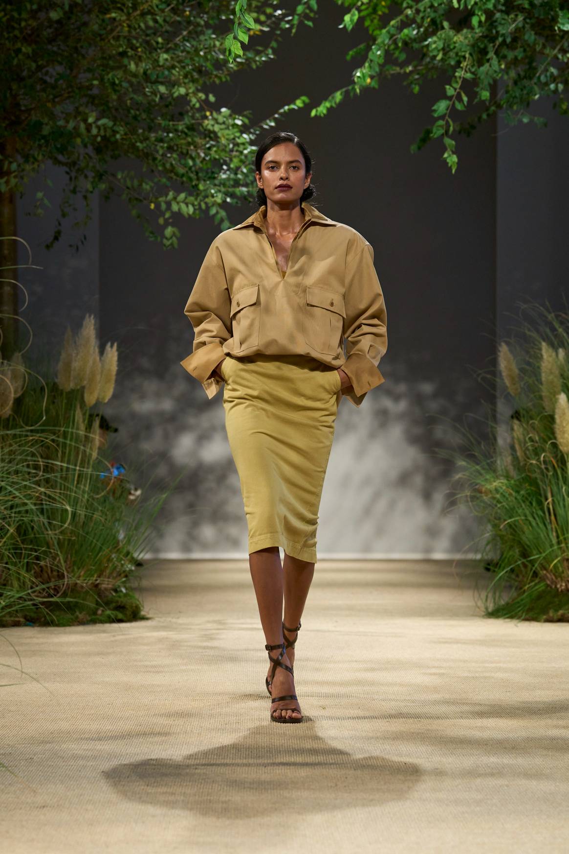 Max Mara ss24/ look 18