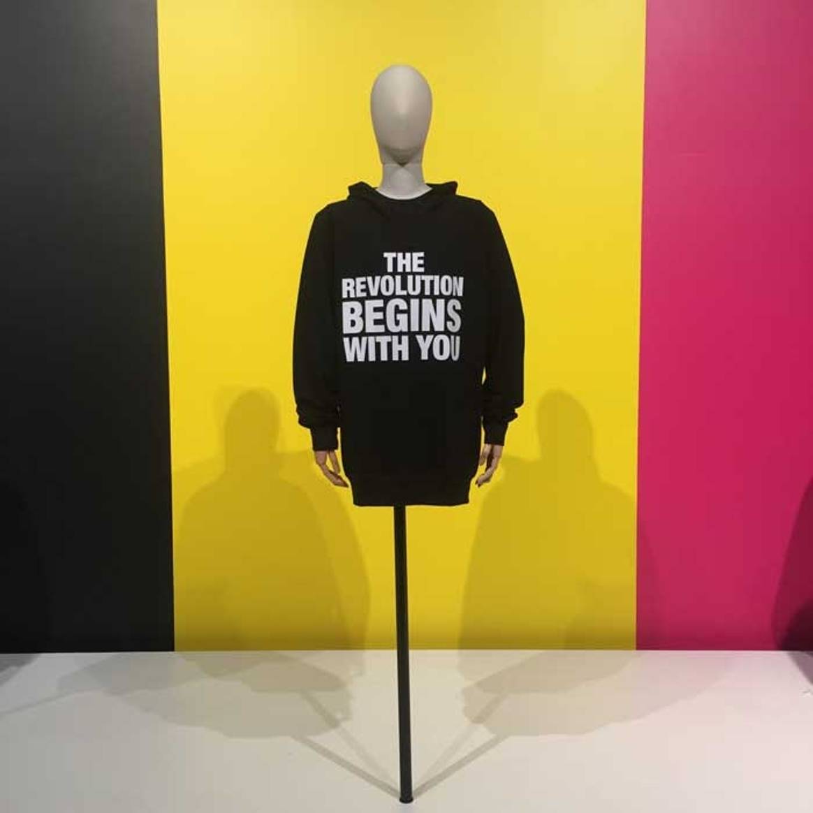 (Behind) the clothes: een expo met een missie
