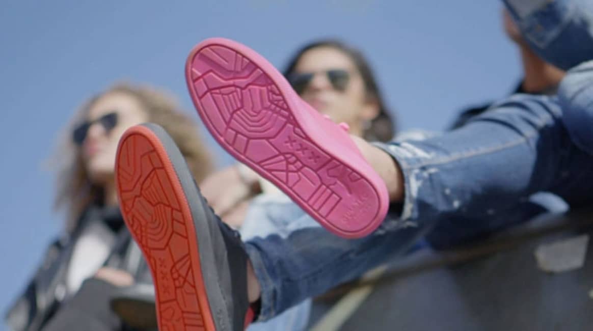 Gemeente Amsterdam introduceert Gumshoe: schoen gemaakt van kauwgom