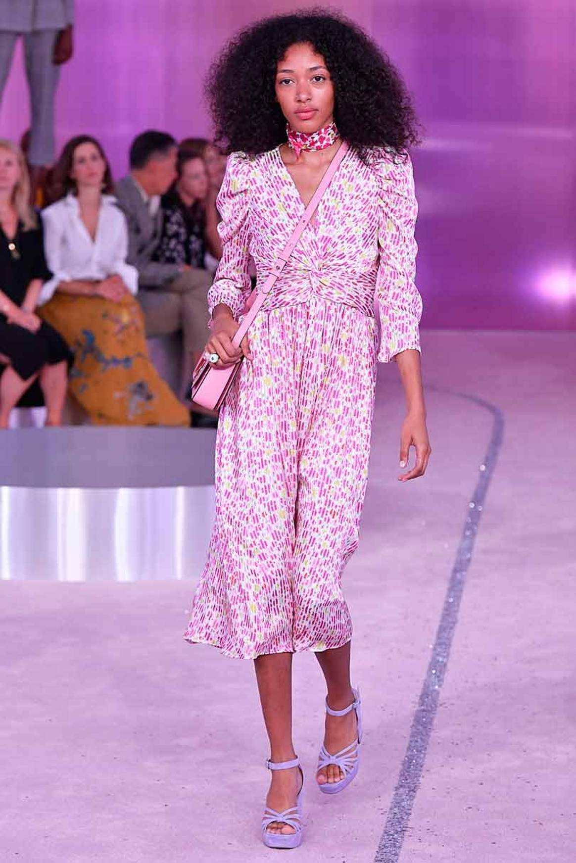 How Kate Spade New York Honored Its Founder's 'Sparkle' at New York Fashion  Week 2018