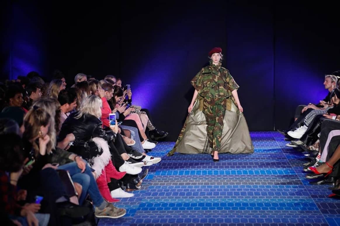 Ontwerper Benchellal maakt haute couture van oude legeruniformen