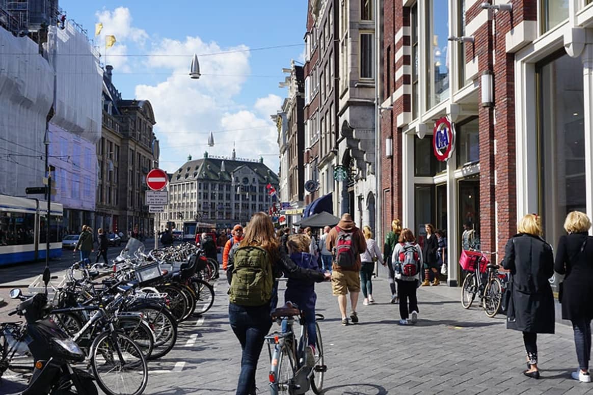 Hoe zit het nu echt met de drukte in de Amsterdamse binnenstad?