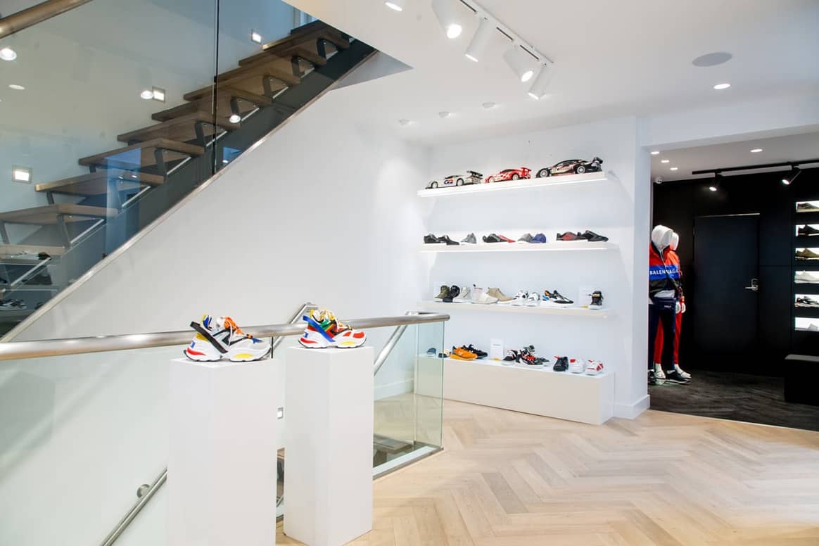 Luxe schoenenwinkel DeRodeLoper: “Schaarste maakt sneakers gewild”