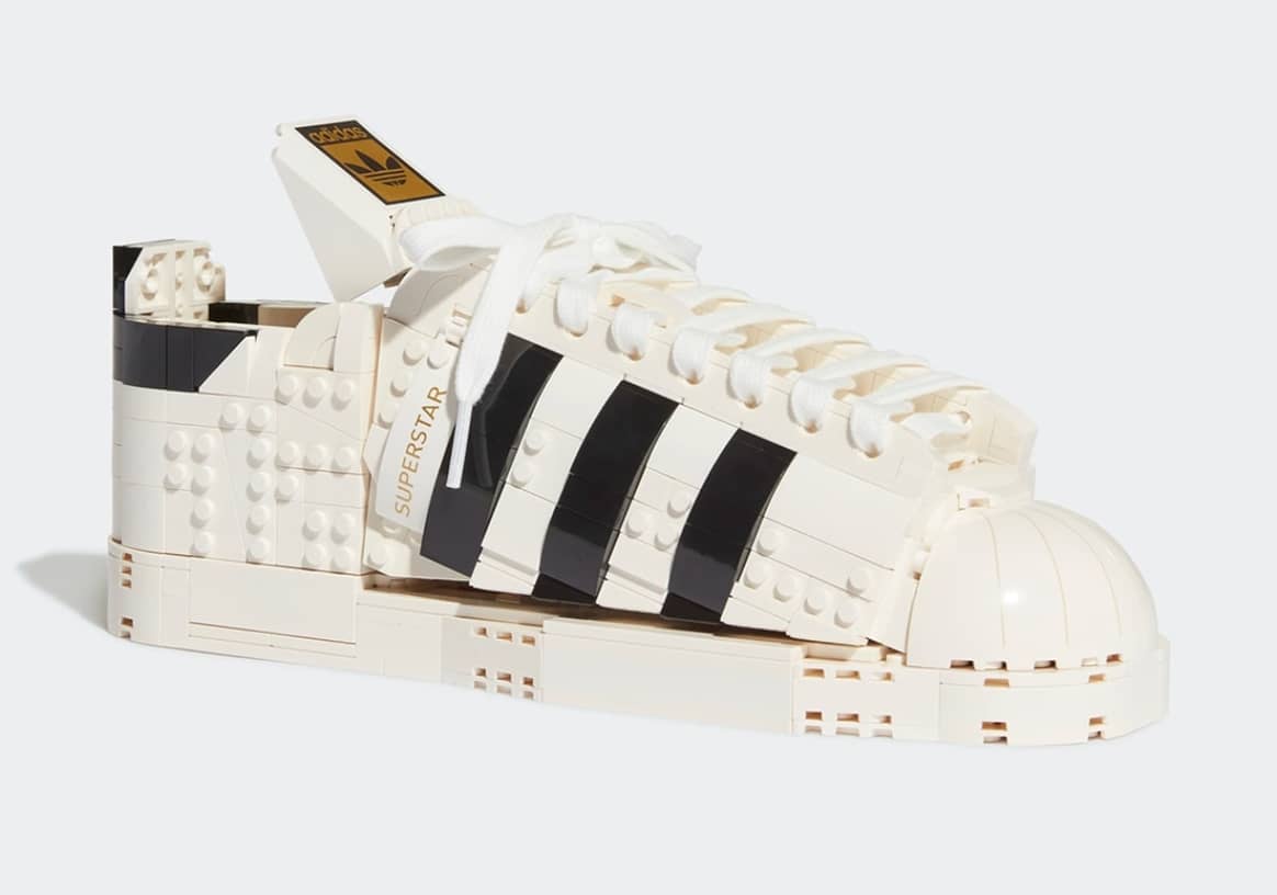 adidas и Lego выпустили конструктор в виде кроссовок Superstar