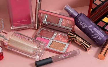 Sephora In Takeover Bid For British Cosmetics E Tailer Feelunique