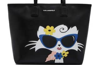 Lagerfeld launches Choupette at the beach