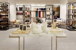 Barneys Madison Avenue to remain open for at least another year