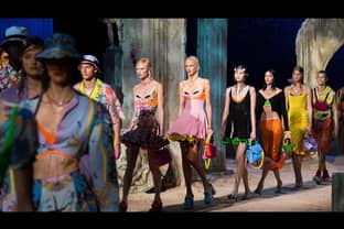 Video: Versace presents its SS20 collection